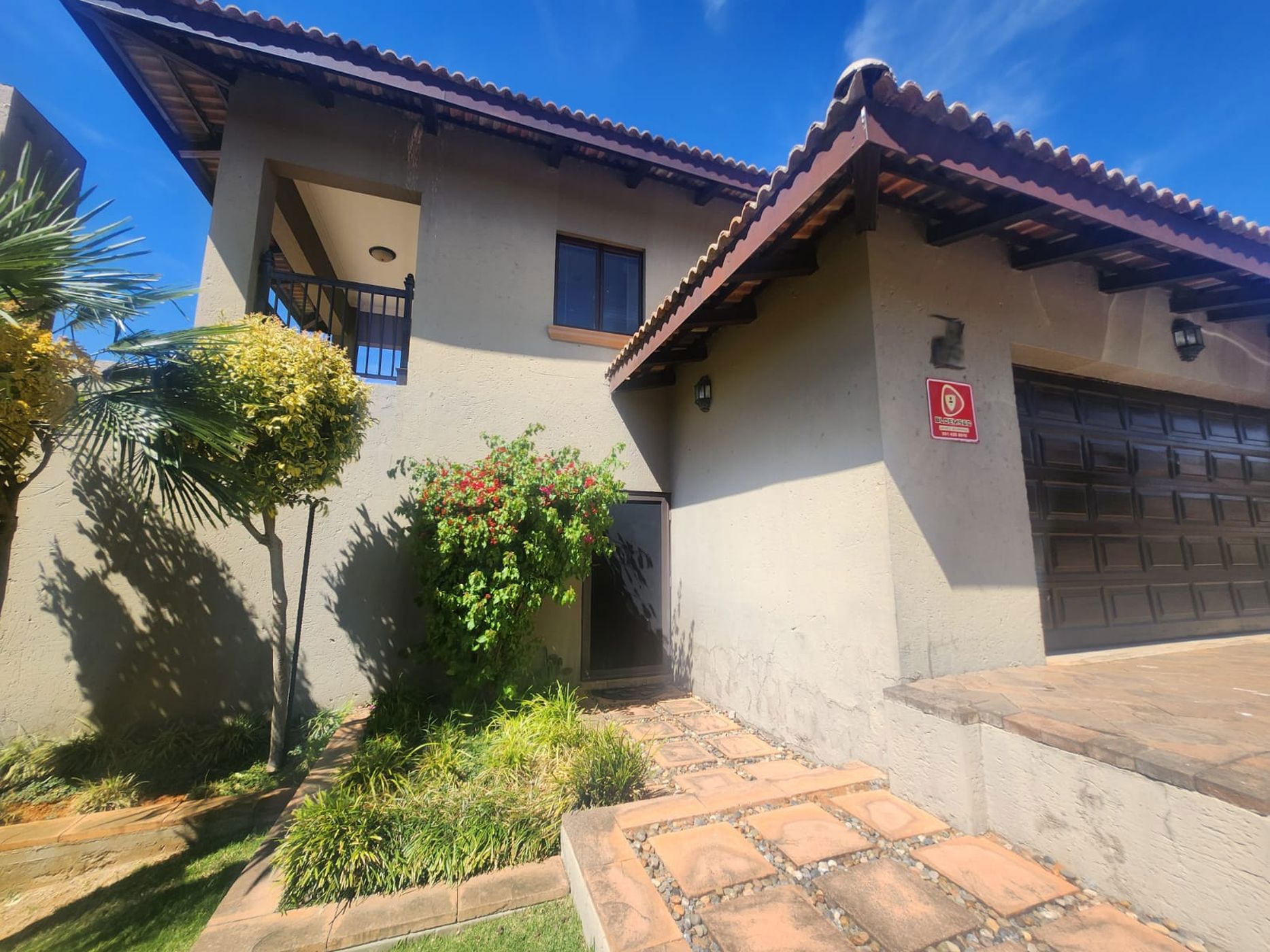 Townhouse for sale in Pentagon Park - 1BX1715014