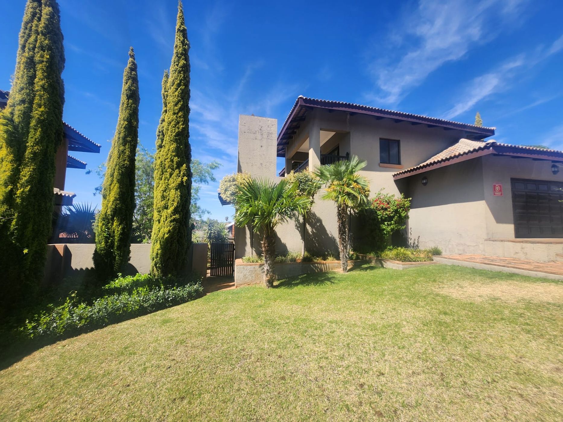 Townhouse for sale in Pentagon Park - 1BX1715014