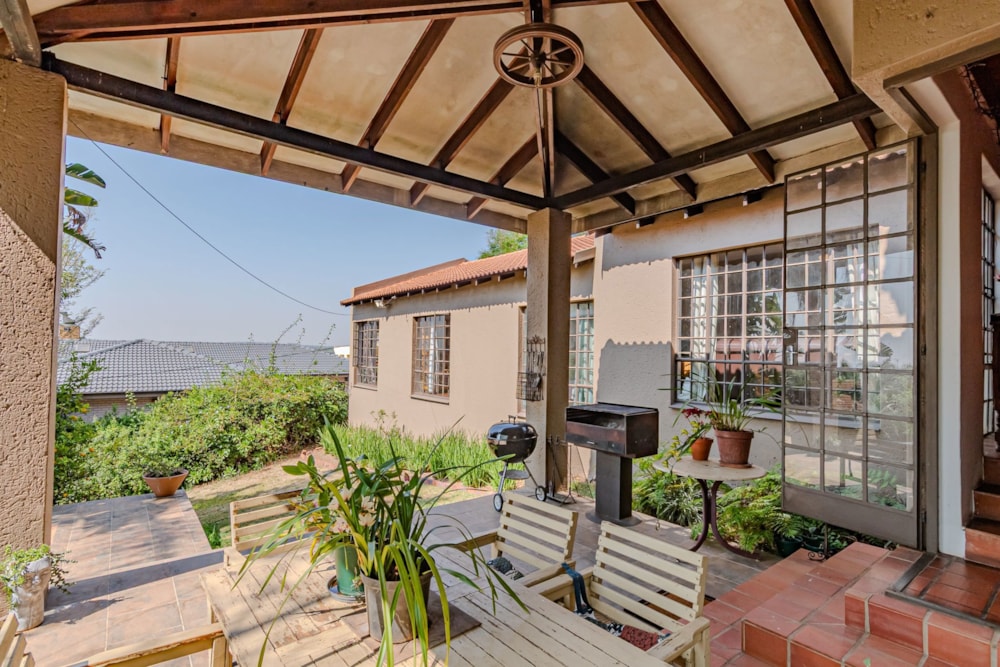 House for sale in Waterkloof Ridge - PT1712019 House for sale in Waterkloof Ridge - PT1712019