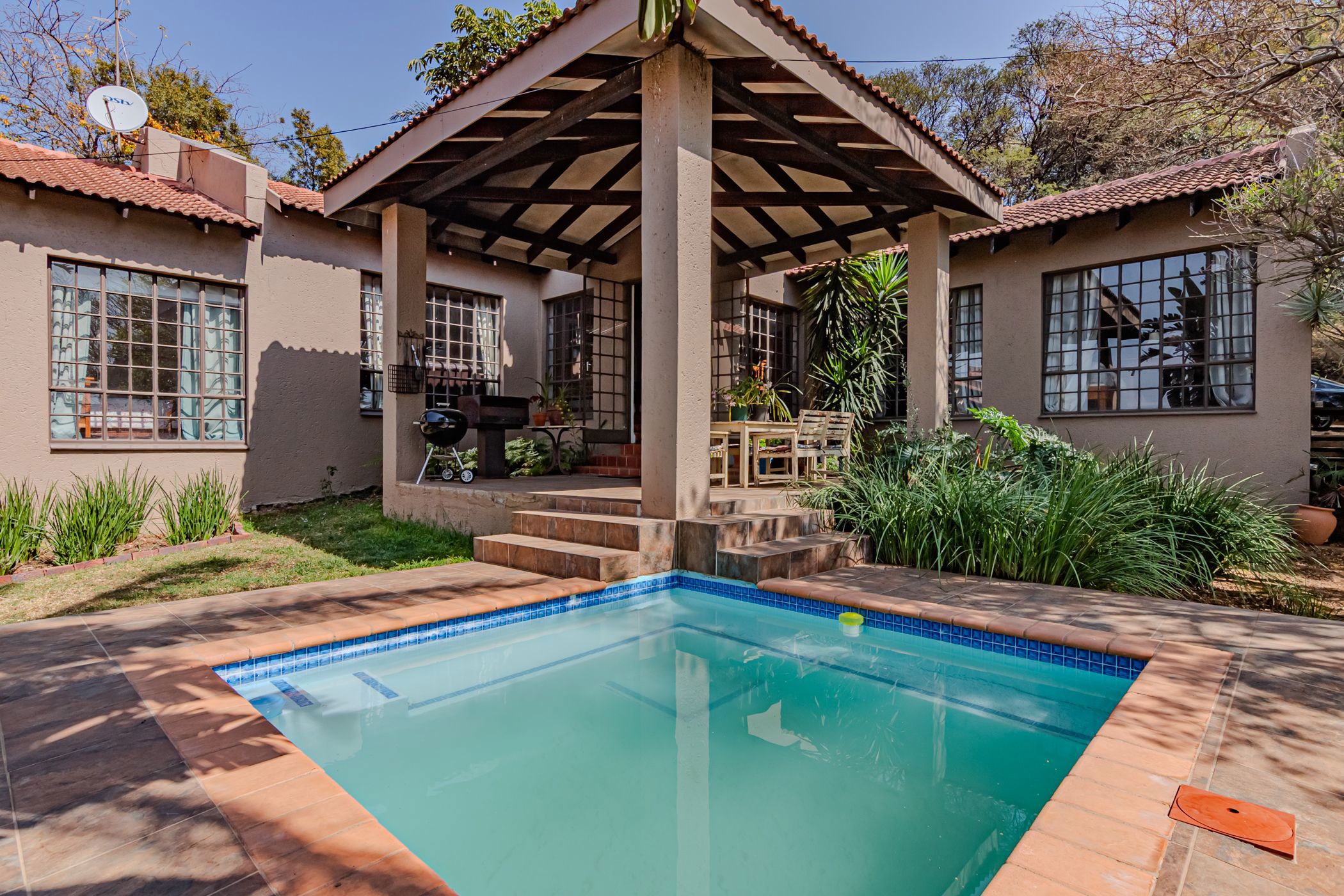 House for sale in Waterkloof Ridge - PT1712019