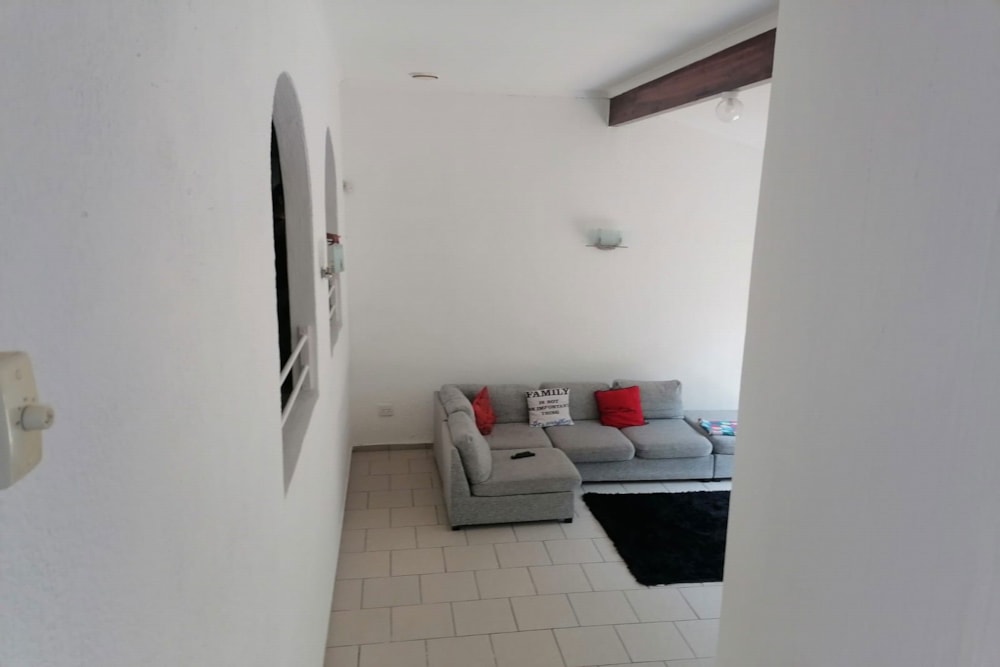 House for sale in Amanzimtoti - 1WB1715620 House for sale in Amanzimtoti - 1WB1715620