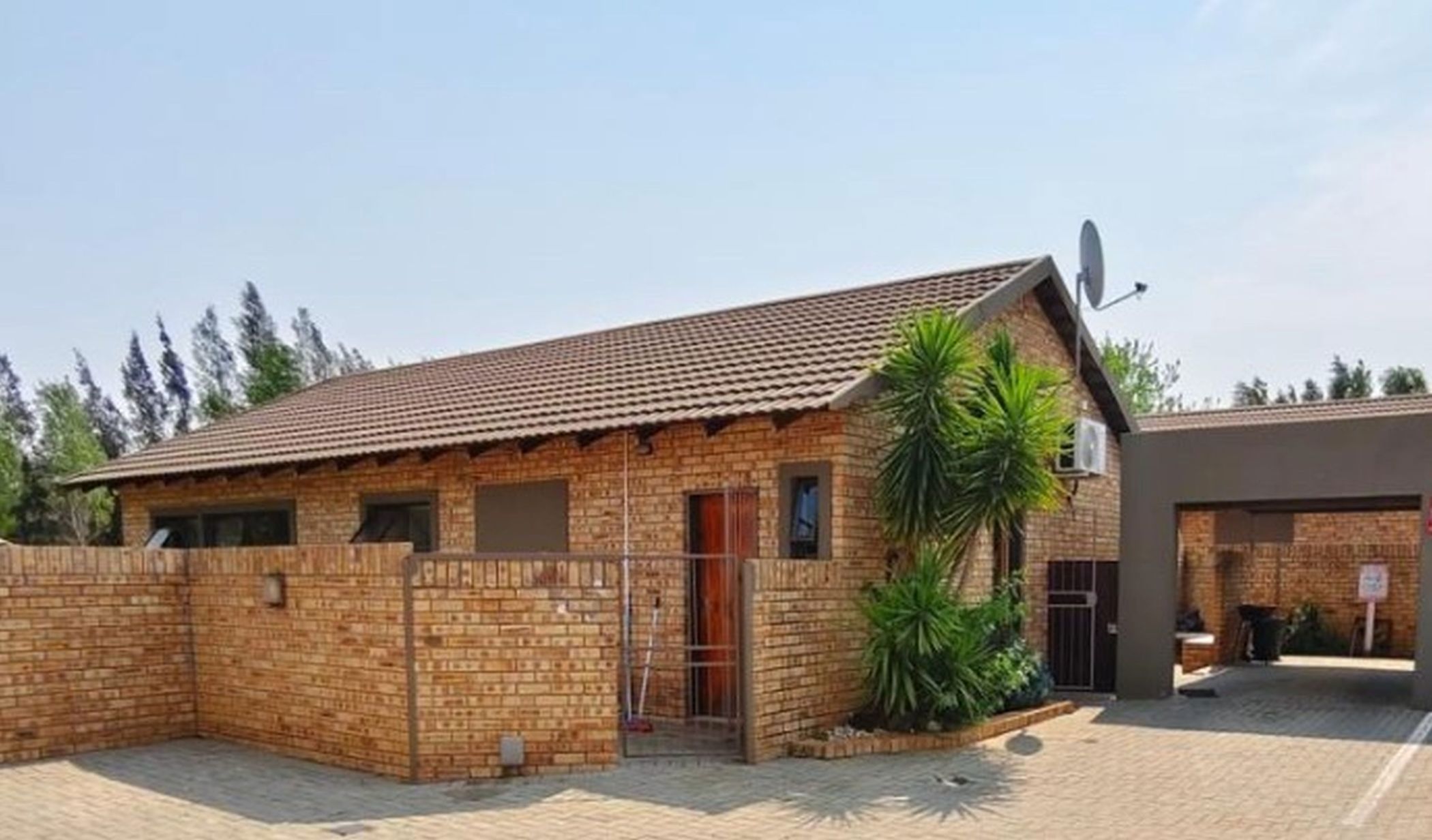 Townhouse for sale in Langenhovenpark - 1BX1716043