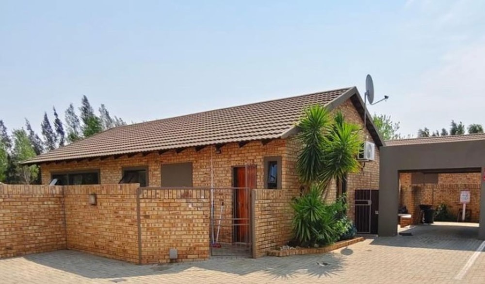 Townhouse for sale in Langenhovenpark - 1BX1716043