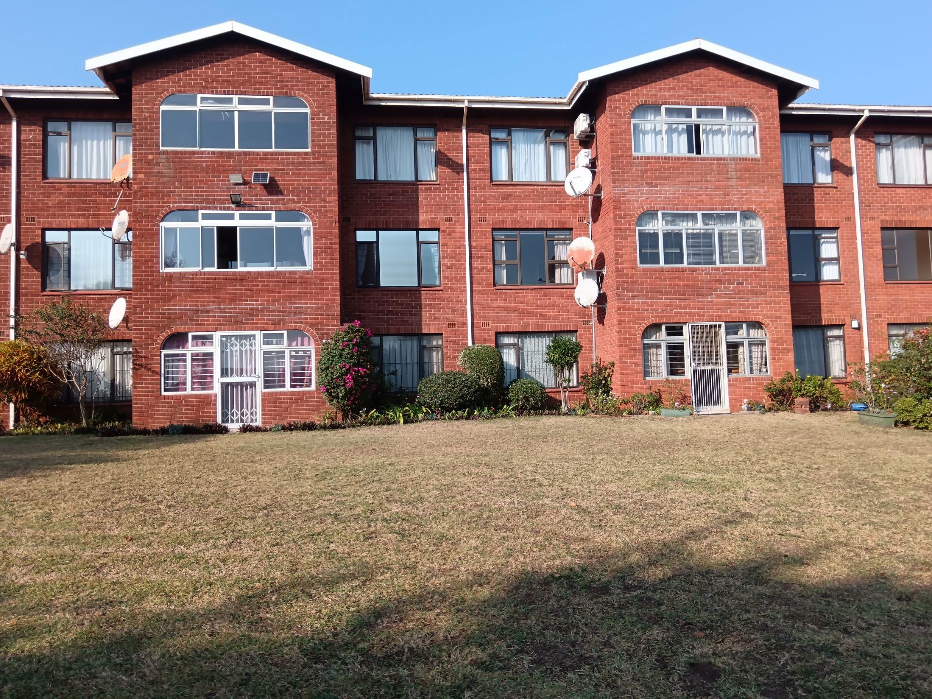 Apartment for sale in Scottburgh - 1si1714211