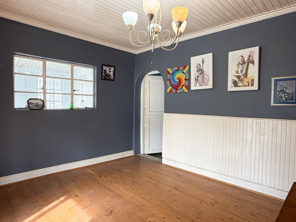 House for sale in East Bank - 1PF1713552