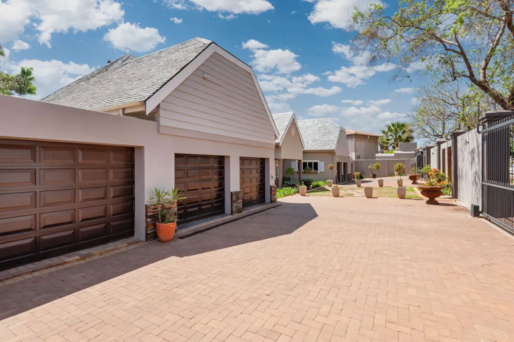Double-storey house sold in Bedfordview - BED1739474 Double-storey house sold in Bedfordview - BED1739474