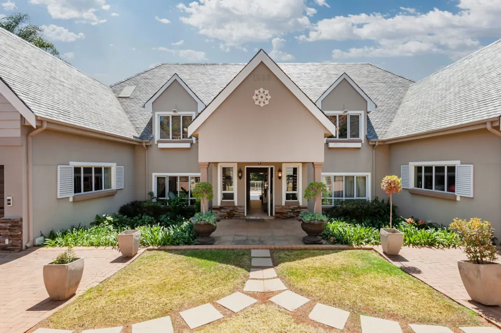 Double-storey house sold in Bedfordview - BED1739474 Double-storey house sold in Bedfordview - BED1739474