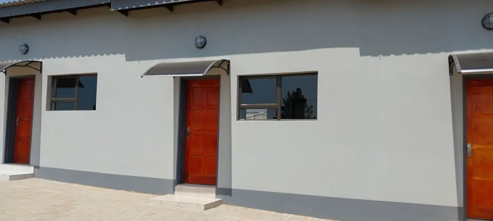 Bachelor apartment let in Lydenburg (Mashishing) - 1LY1751636 Bachelor apartment let in Lydenburg (Mashishing) - 1LY1751636