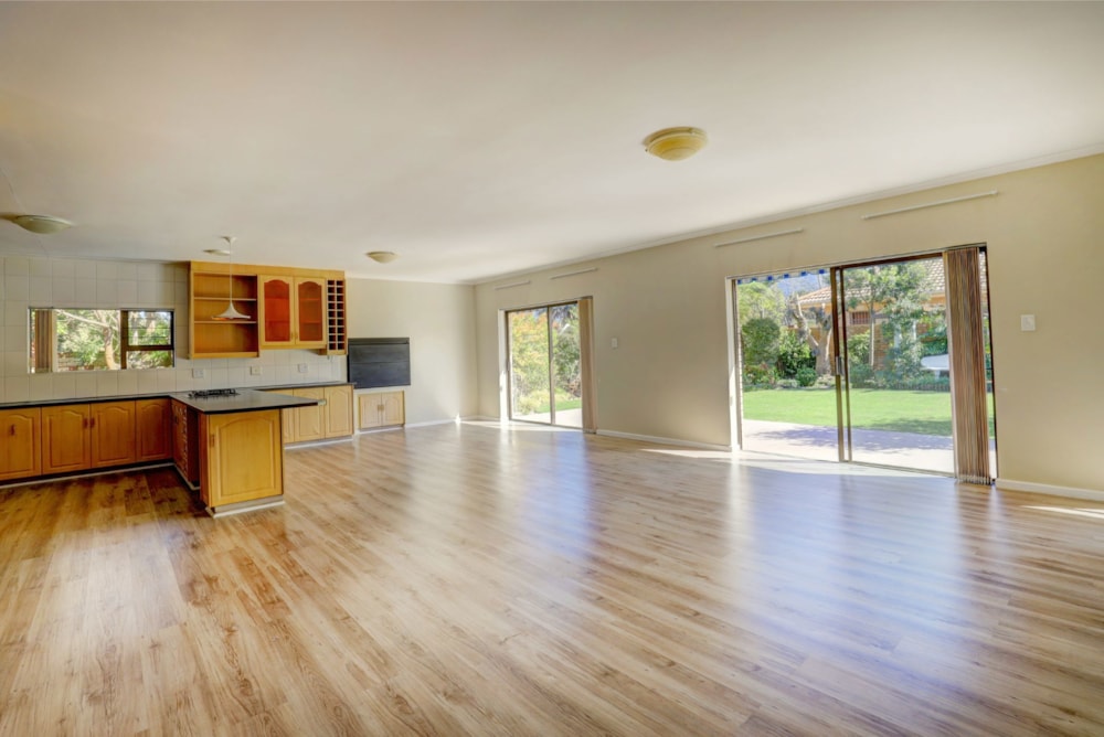 Security complex home let in Heather Park, George - GEO1714883 Security complex home let in Heather Park, George - GEO1714883