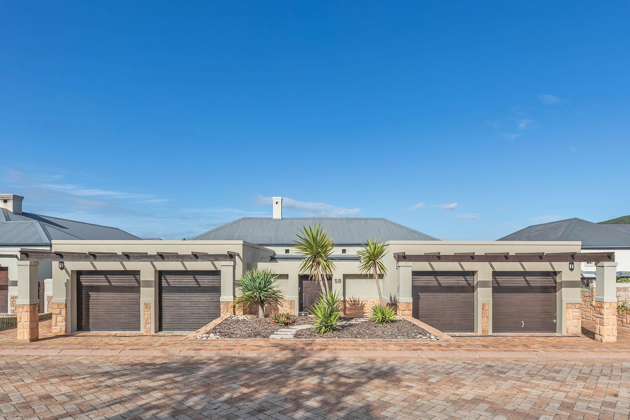 House for sale in Atlantic Beach Estate - 1TV1715457