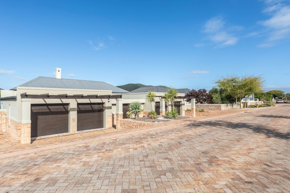 House for sale in Atlantic Beach Estate - 1TV1715457