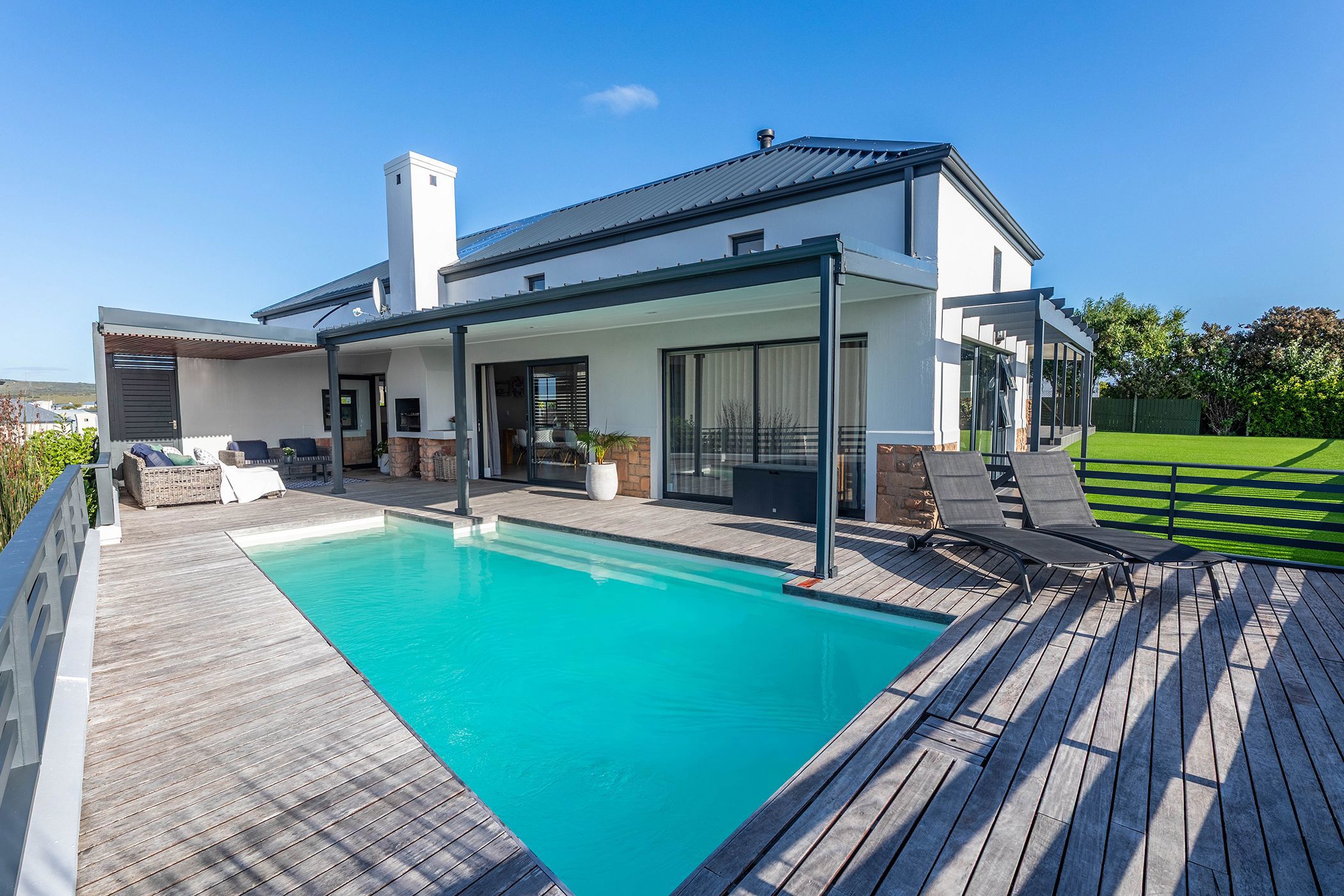 House for sale in Atlantic Beach Estate - 1TV1715461