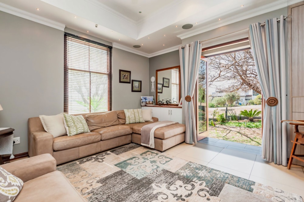 House for sale in Copperleaf - 1CU1714047