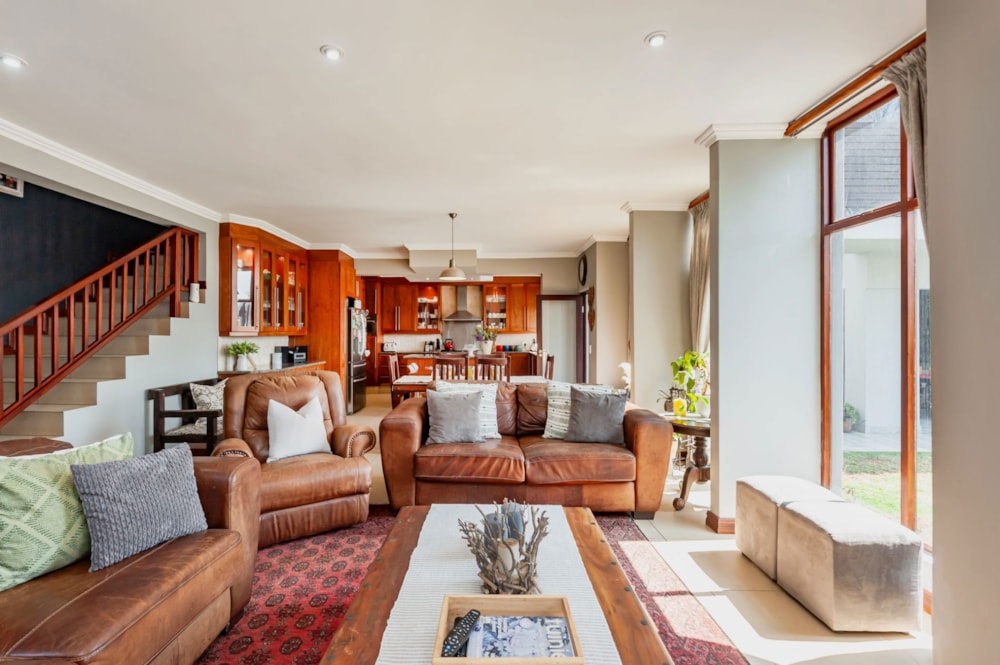 House for sale in Copperleaf - 1CU1714047