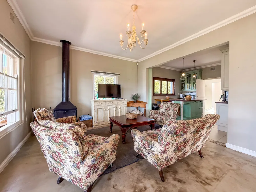 House sold in Elgin District - HF1713306