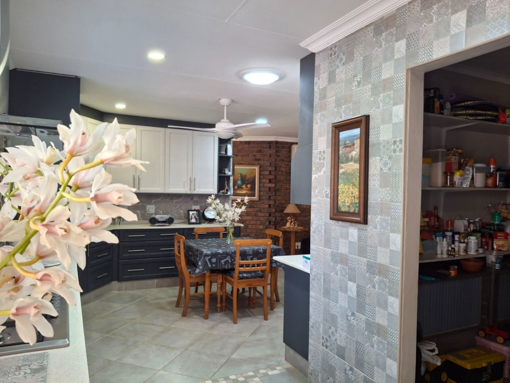 House for sale in Tzaneen, Limpopo Province - 1TA1715037 House for sale in Tzaneen, Limpopo Province - 1TA1715037