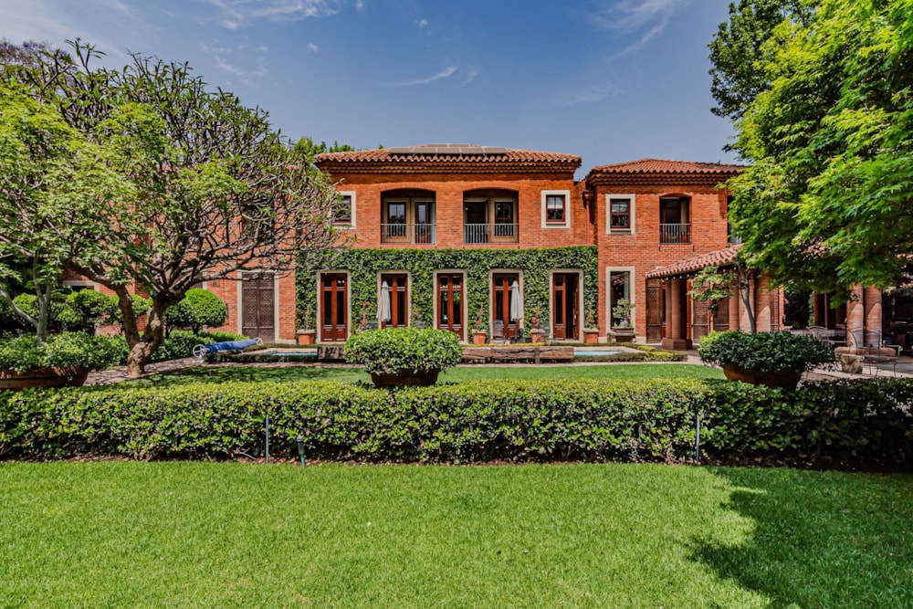 House for sale in Waterkloof, Pretoria East - PT1715895 House for sale in Waterkloof, Pretoria East - PT1715895