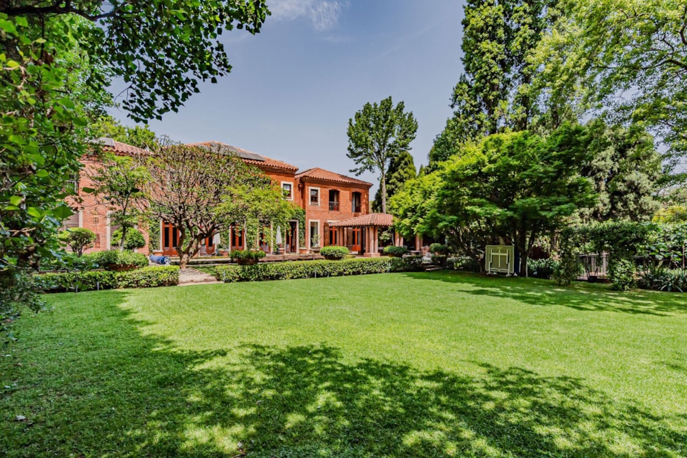 House for sale in Waterkloof, Pretoria East - PT1715895 House for sale in Waterkloof, Pretoria East - PT1715895