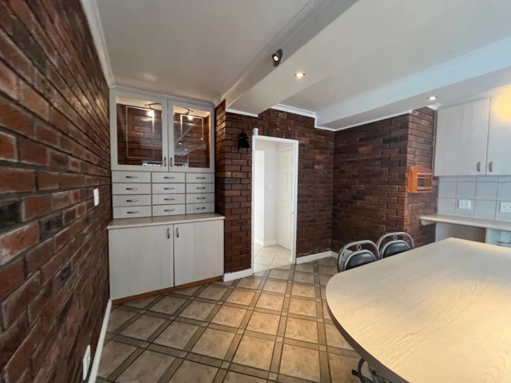 Double-storey house let in Plattekloof - 1PLA1715335 Double-storey house let in Plattekloof - 1PLA1715335