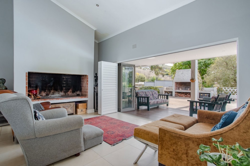 House for sale in Paarl - TK1716134 House for sale in Paarl - TK1716134