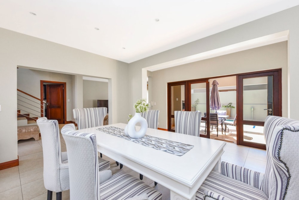 Cluster for sale in Bryanston - HP1715695 Cluster for sale in Bryanston - HP1715695