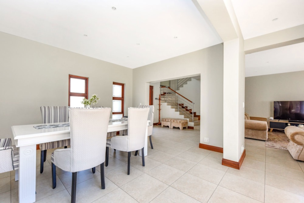 Cluster for sale in Bryanston - HP1715695 Cluster for sale in Bryanston - HP1715695