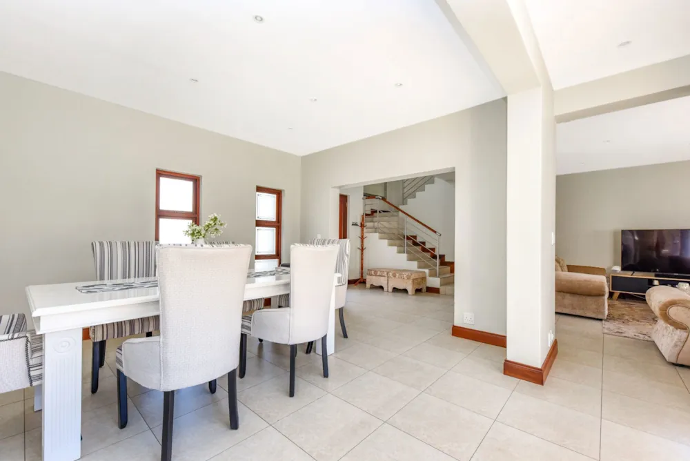 Cluster sold in Bryanston - HP1715695 Cluster sold in Bryanston - HP1715695