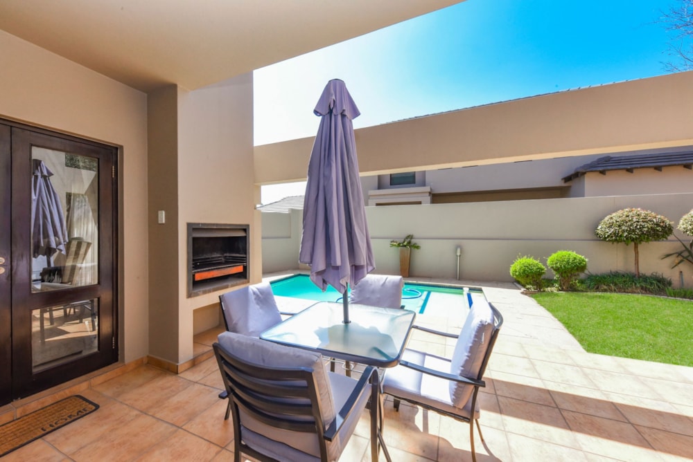 Cluster for sale in Bryanston - HP1715695 Cluster for sale in Bryanston - HP1715695