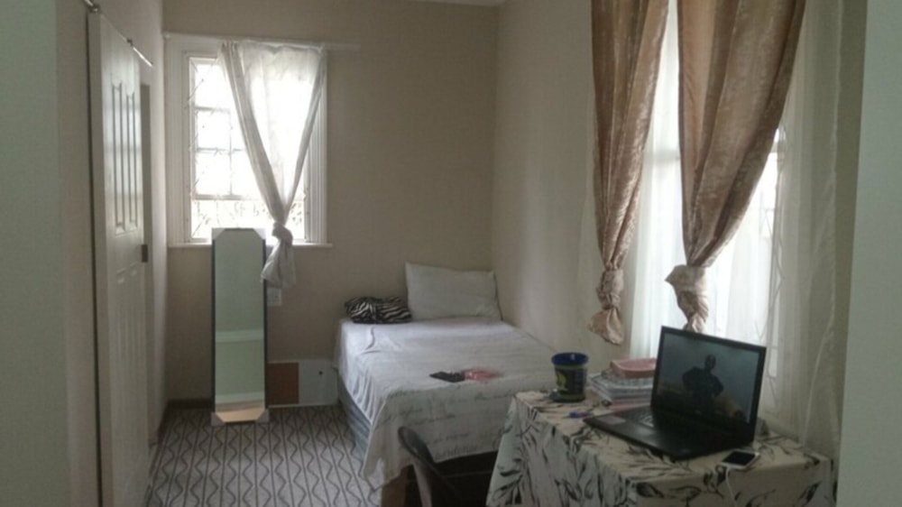 House to rent in Grahamstown Central (Makhanda Central)  - 1GC1707073 House to rent in Grahamstown Central (Makhanda Central)  - 1GC1707073