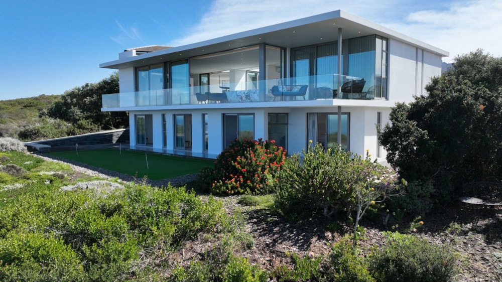 House for sale in Pinnacle Point Golf Estate - 1MB1713959