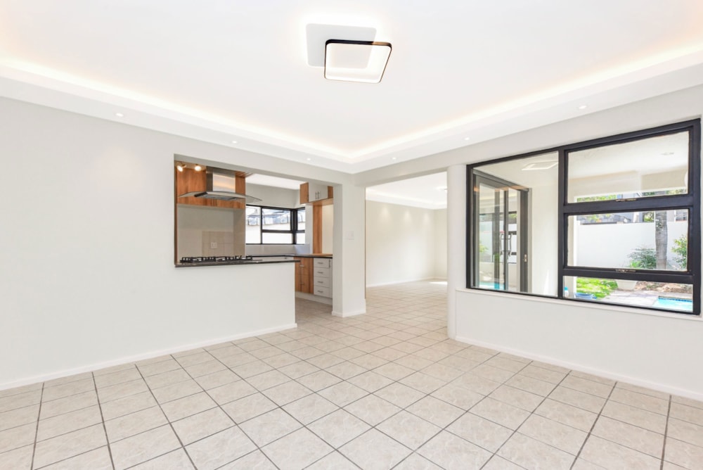 Double-storey cluster to rent in Dainfern Golf Estate - FYL1713631