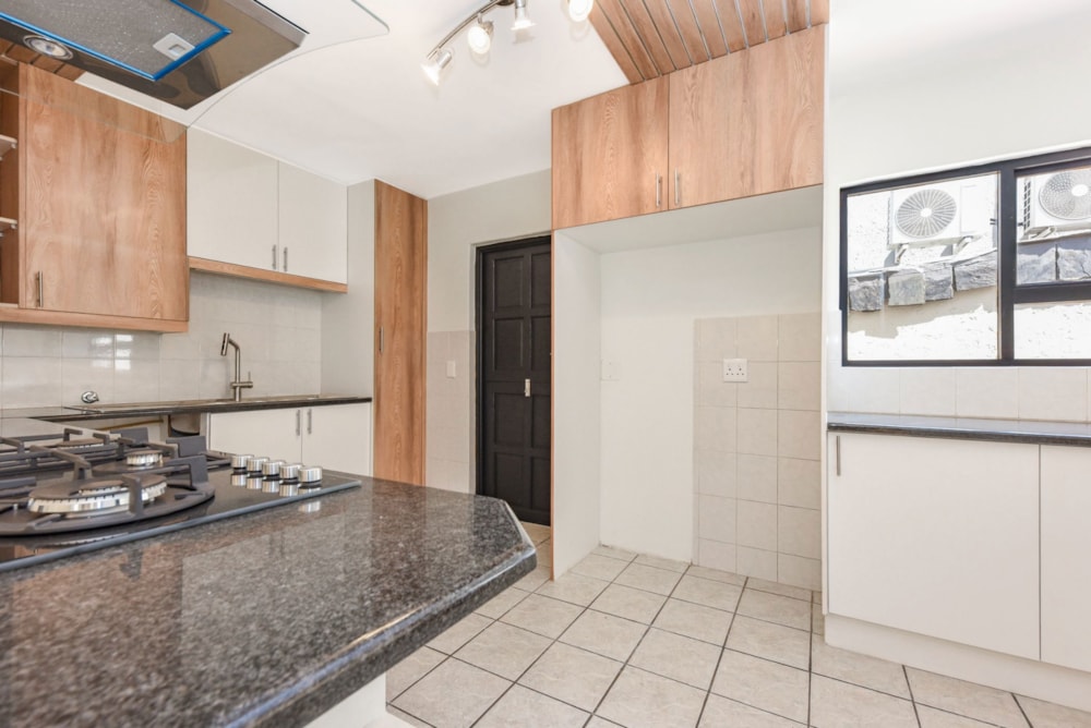 Double-storey cluster to rent in Dainfern Golf Estate - FYL1713631