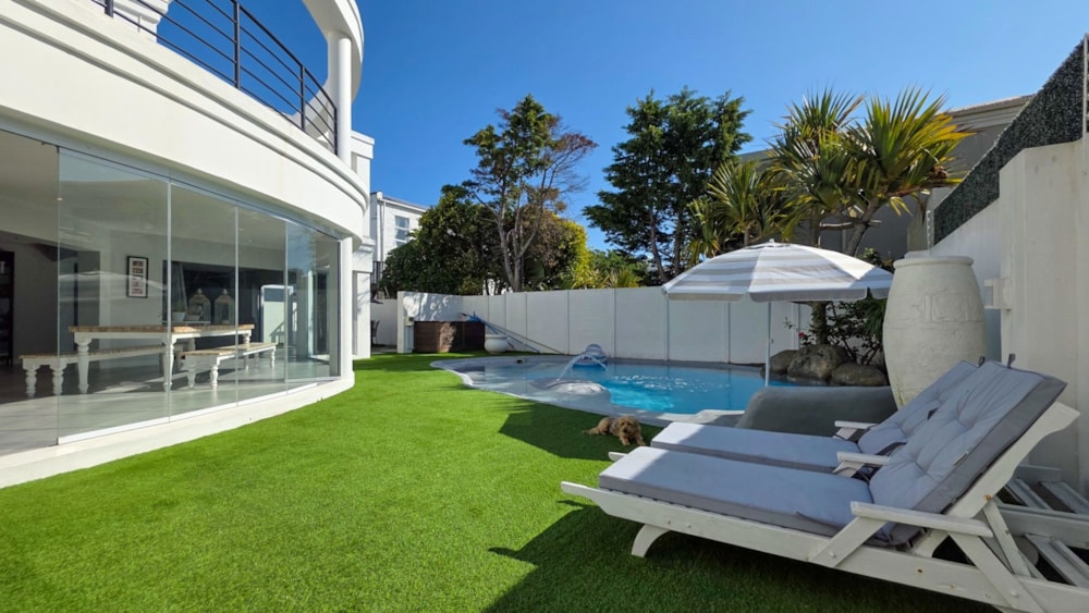 House for sale in Sunset Beach, Cape Town - 1TV1714116