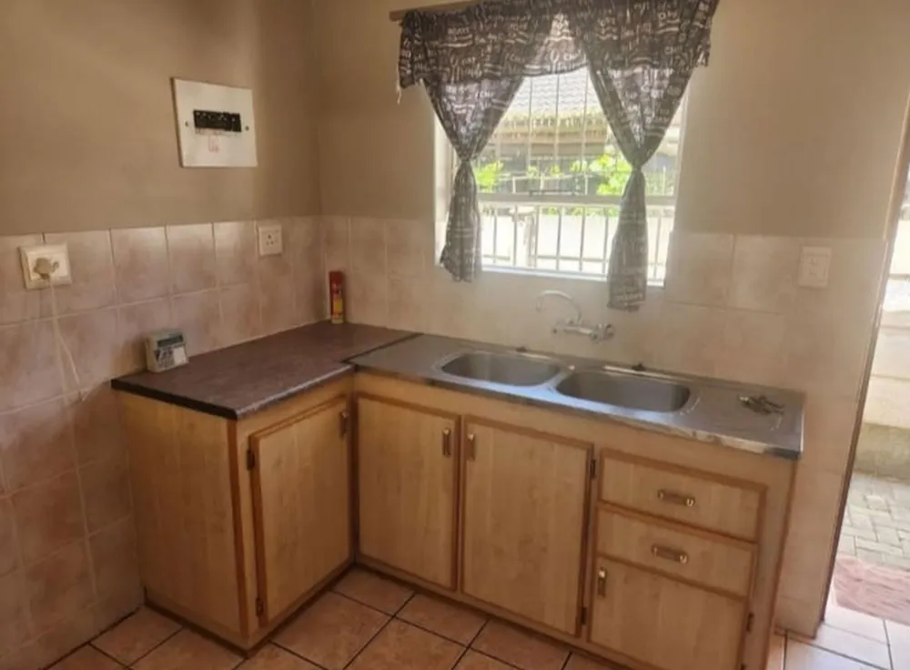 Townhouse let in Pellissier - 1BX1732452 Townhouse let in Pellissier - 1BX1732452