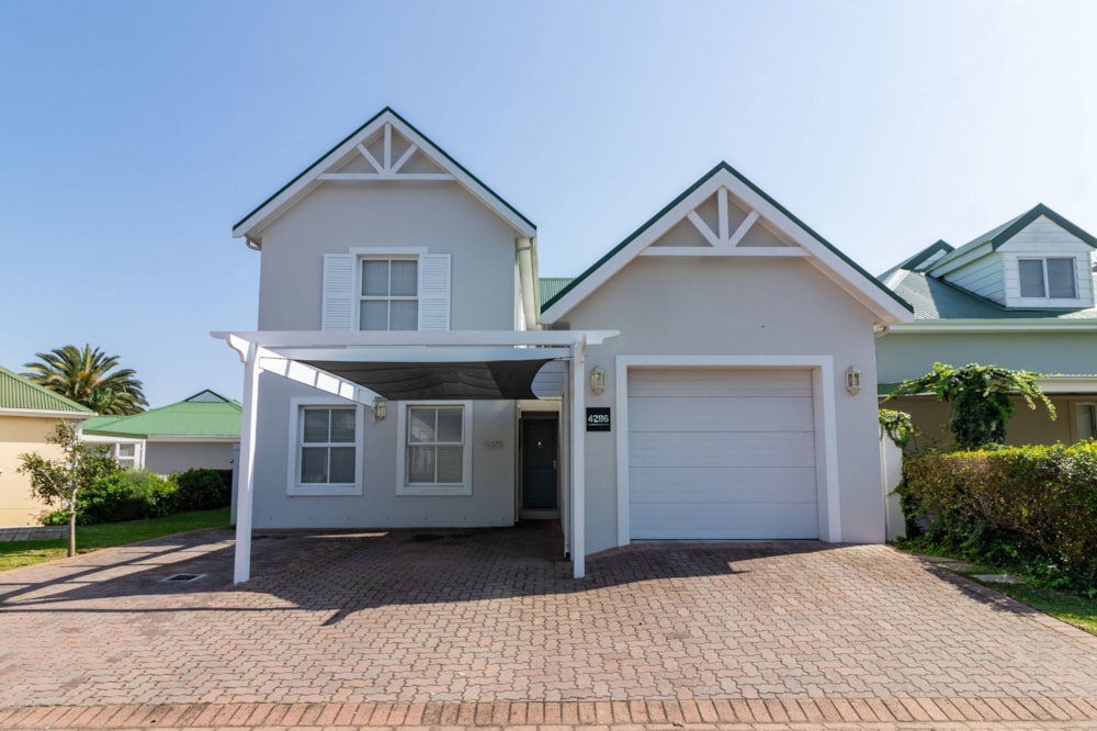 House for sale in River Club, Plettenberg Bay - 1KG1714632 House for sale in River Club, Plettenberg Bay - 1KG1714632