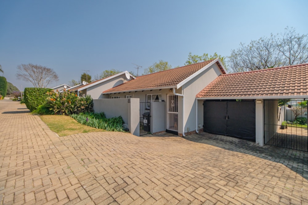 Townhouse for sale in Northwold - RAN1713163 Townhouse for sale in Northwold - RAN1713163