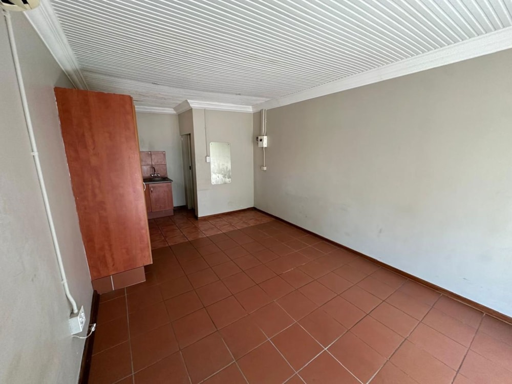 Bachelor apartment to rent in Hospitaalpark - 1BX1710845 Bachelor apartment to rent in Hospitaalpark - 1BX1710845