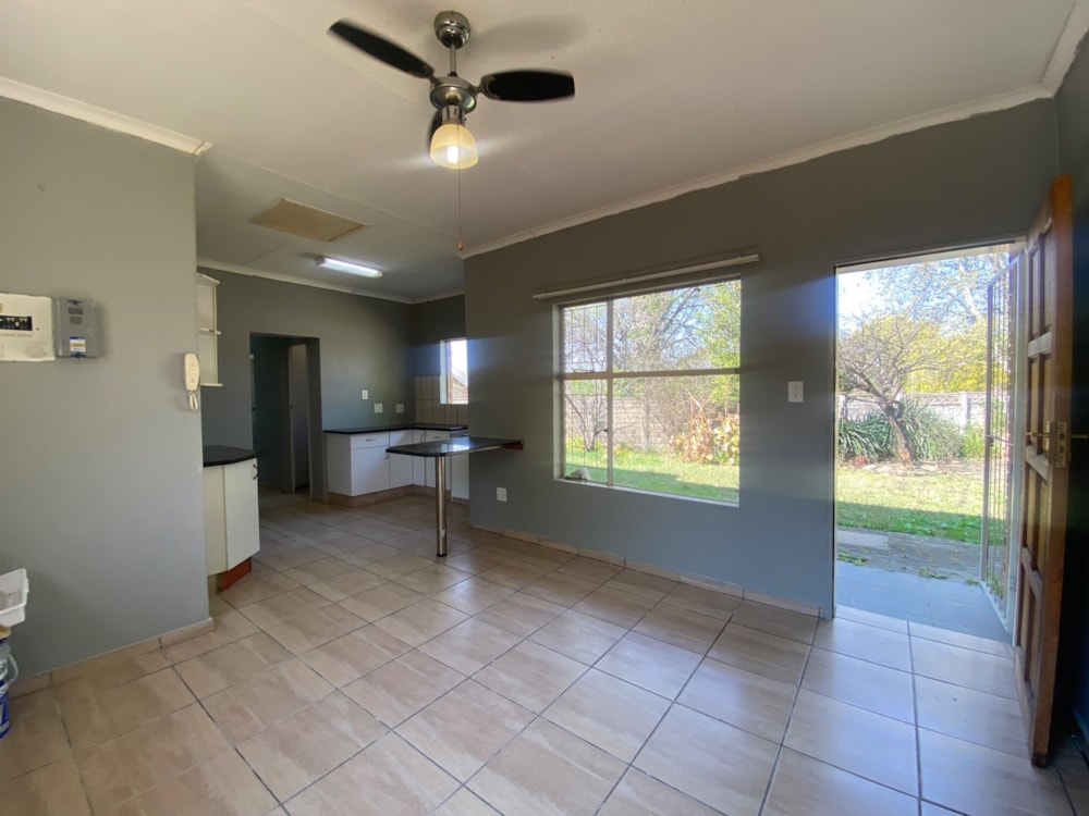 Garden apartment sold in Hutten Heights - 1NW1672772 Garden apartment sold in Hutten Heights - 1NW1672772