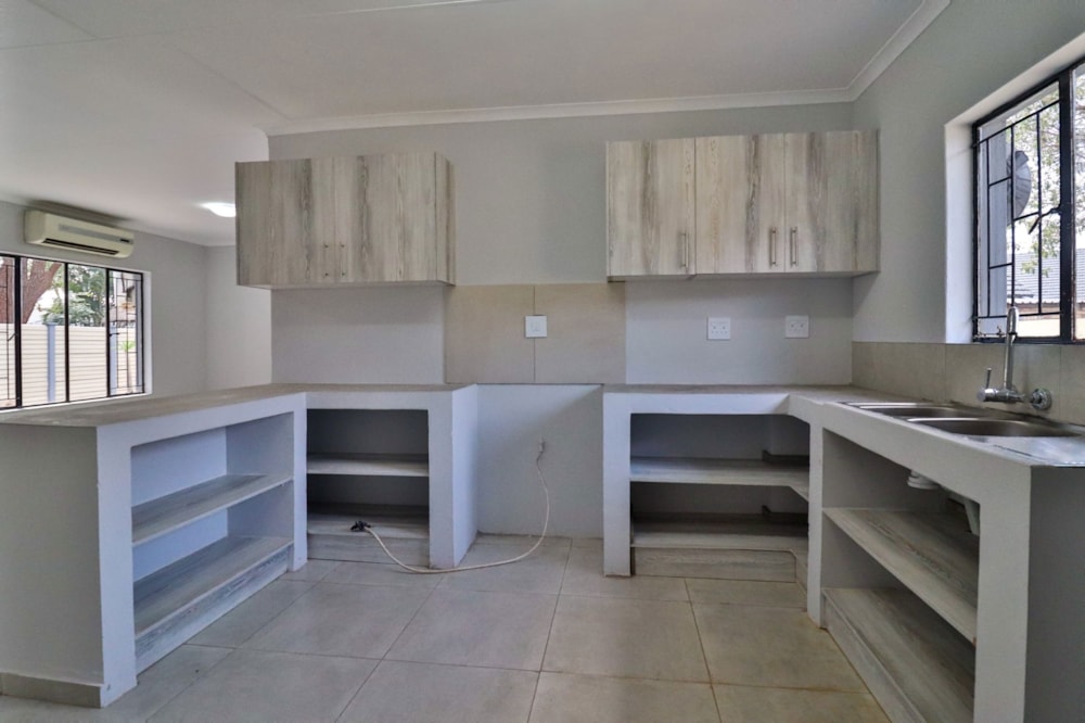 House for sale in Komatipoort - 1NK1715952 House for sale in Komatipoort - 1NK1715952