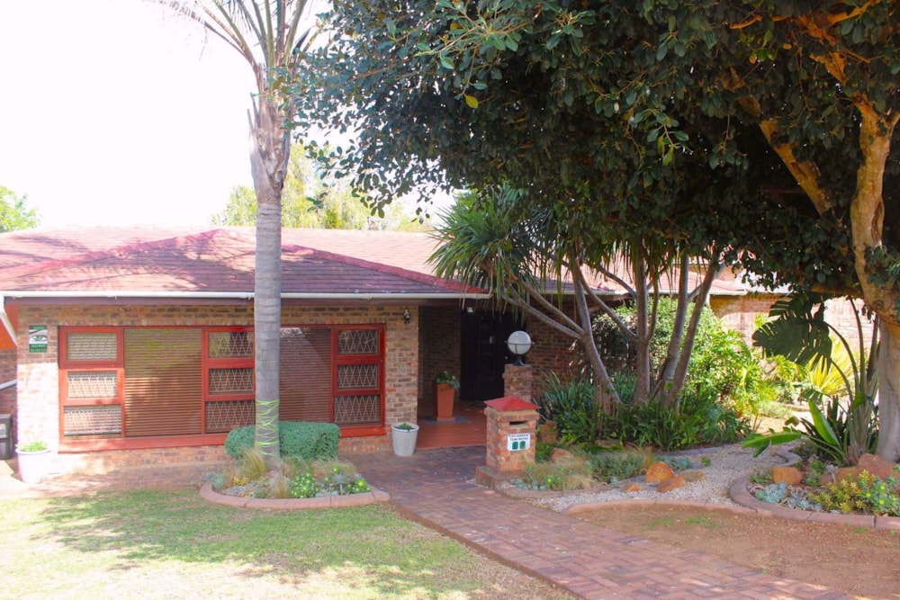 House for sale in Vanes Estate - 1UK1713202