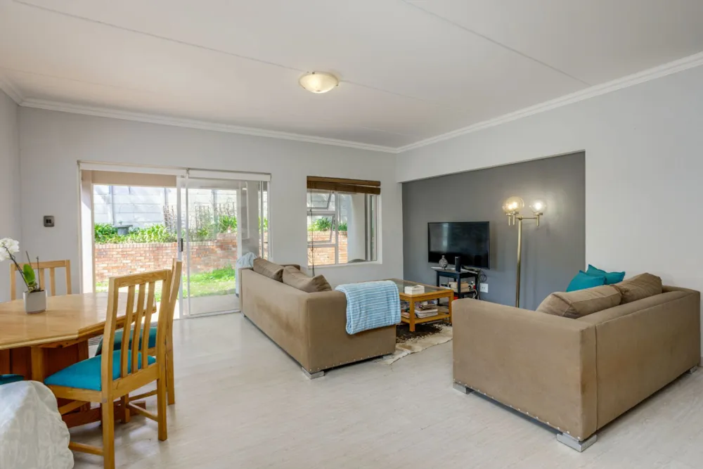 Apartment sold in Saxonwold - HP1713154