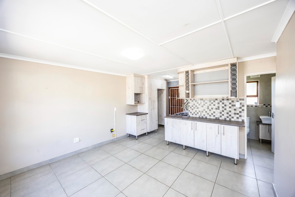 Townhouse for sale in Nahoon Valley Park - 1EZ1714938 Townhouse for sale in Nahoon Valley Park - 1EZ1714938