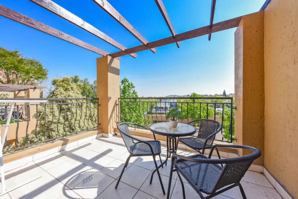 Apartment for sale in Sunninghill - FW1714015