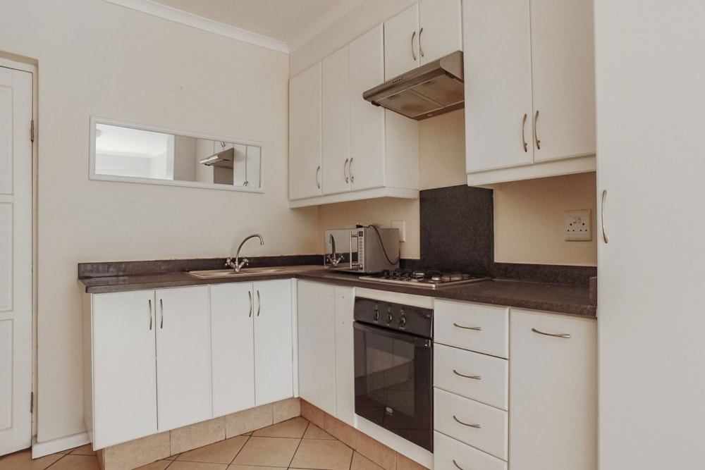 Multi-storey apartment let in West Hill, Grahamstown, Makhanda - 1GC1715138 Multi-storey apartment let in West Hill, Grahamstown, Makhanda - 1GC1715138