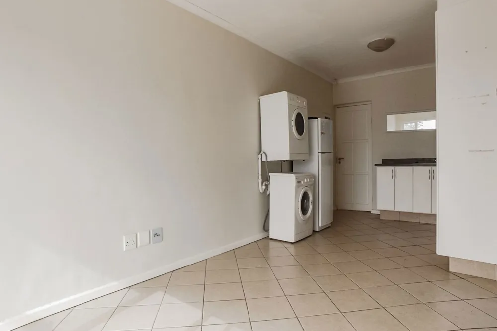 Multi-storey apartment let in West Hill, Grahamstown, Makhanda - 1GC1749160 Multi-storey apartment let in West Hill, Grahamstown, Makhanda - 1GC1749160