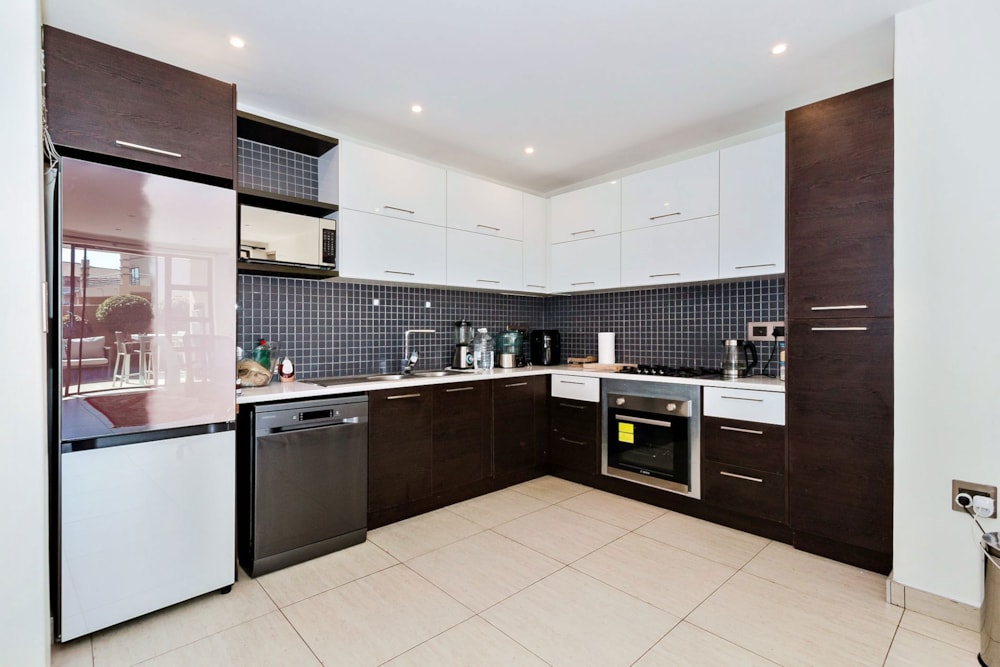 Townhouse to rent in Glen Eagles - ENL1713374 Townhouse to rent in Glen Eagles - ENL1713374