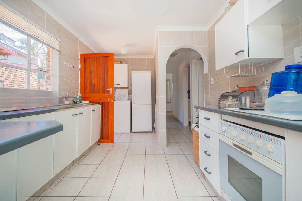 Townhouse for sale in Noordheuwel - 1KR1715460 Townhouse for sale in Noordheuwel - 1KR1715460