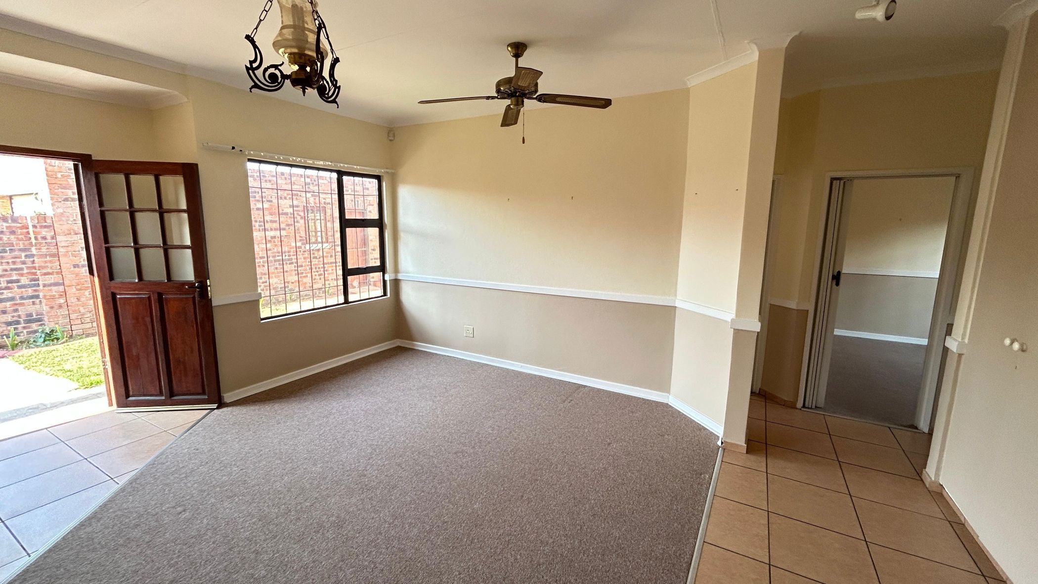 Townhouse for sale in Pellissier - 1BX1711586