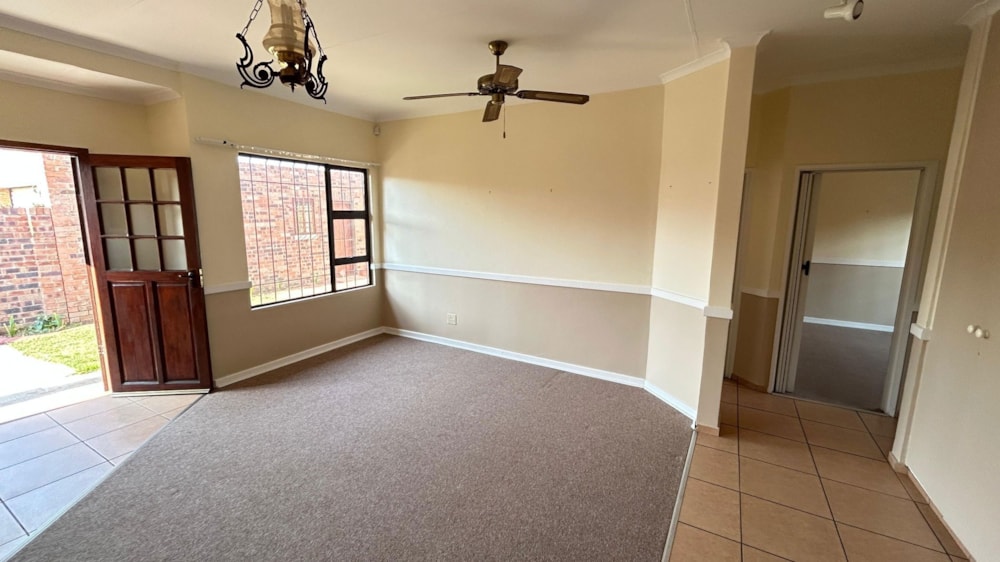 Townhouse for sale in Pellissier - 1BX1711586