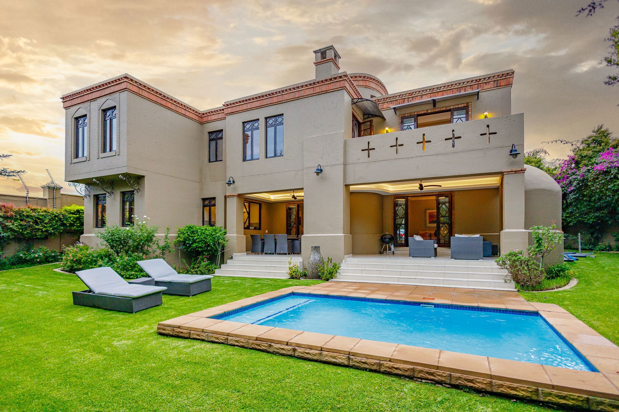 Double-storey cluster for sale in Eagle Canyon Golf Estate - RAN1711031